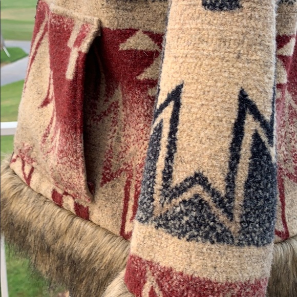 Tasha Polizzi Aztec Southwestern Blanket Jacket M - Picture 8 of 11